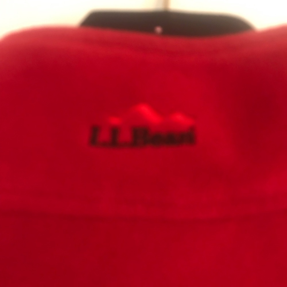 LL Bean Outdoor vest size Medium. - Picture 3 of 5